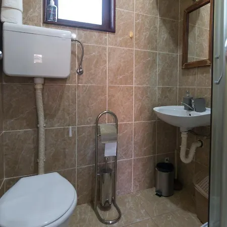 Bogu Iza Nogu 1