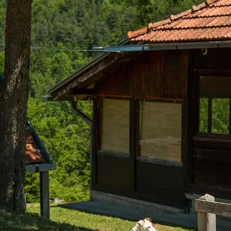 Holiday home Bogu Iza Nogu 1 Rastiste
