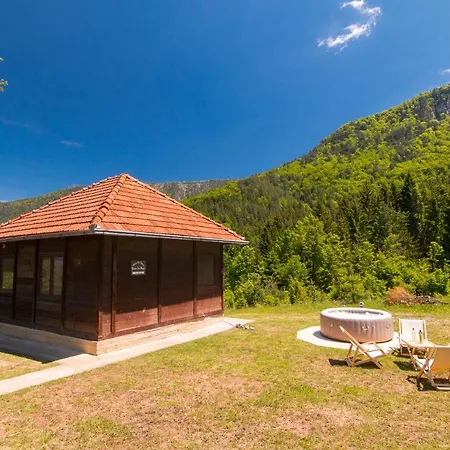 Bogu Iza Nogu 1 Holiday home