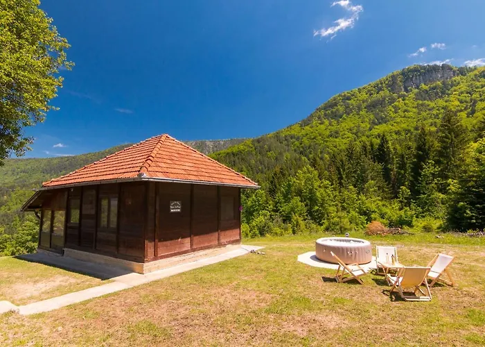 Bogu Iza Nogu 1 Prázdninový dům